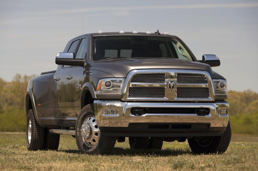  Dodge Ram 3500 HD 2013 года  (фото 36 из 37)